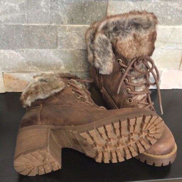 Carlos by Carlos Santana Gabby Fur Lace Up Bootie - Picture 8 of 8